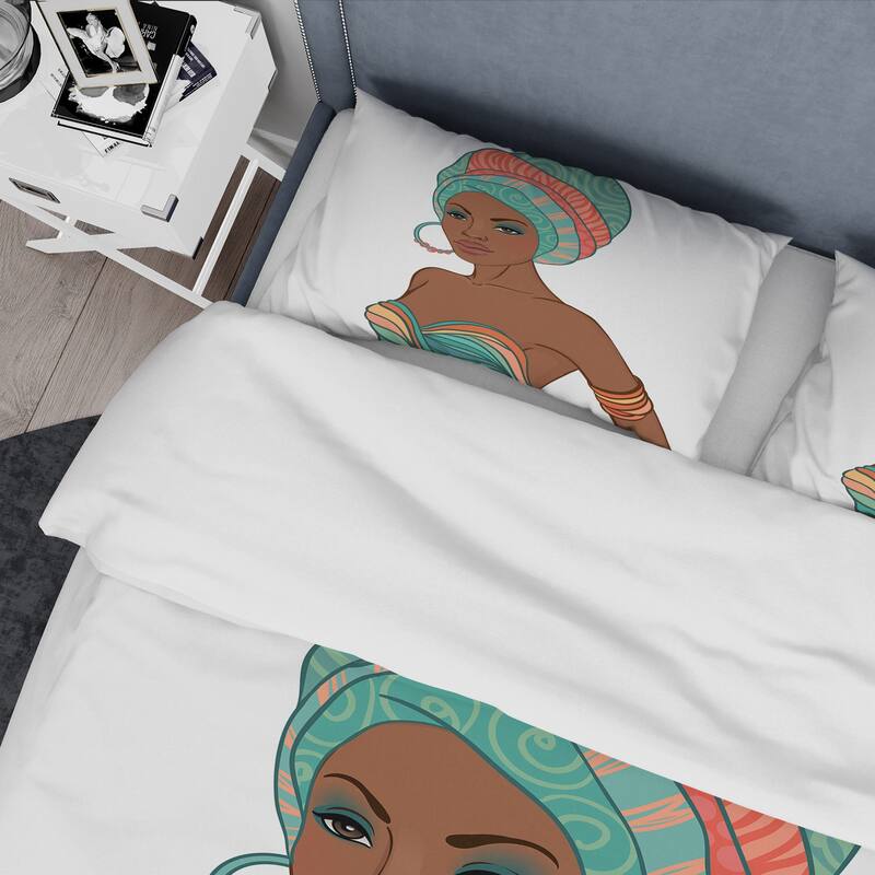 Designart 'African American Woman With Earring & Turban' Modern Duvet Cover Set
