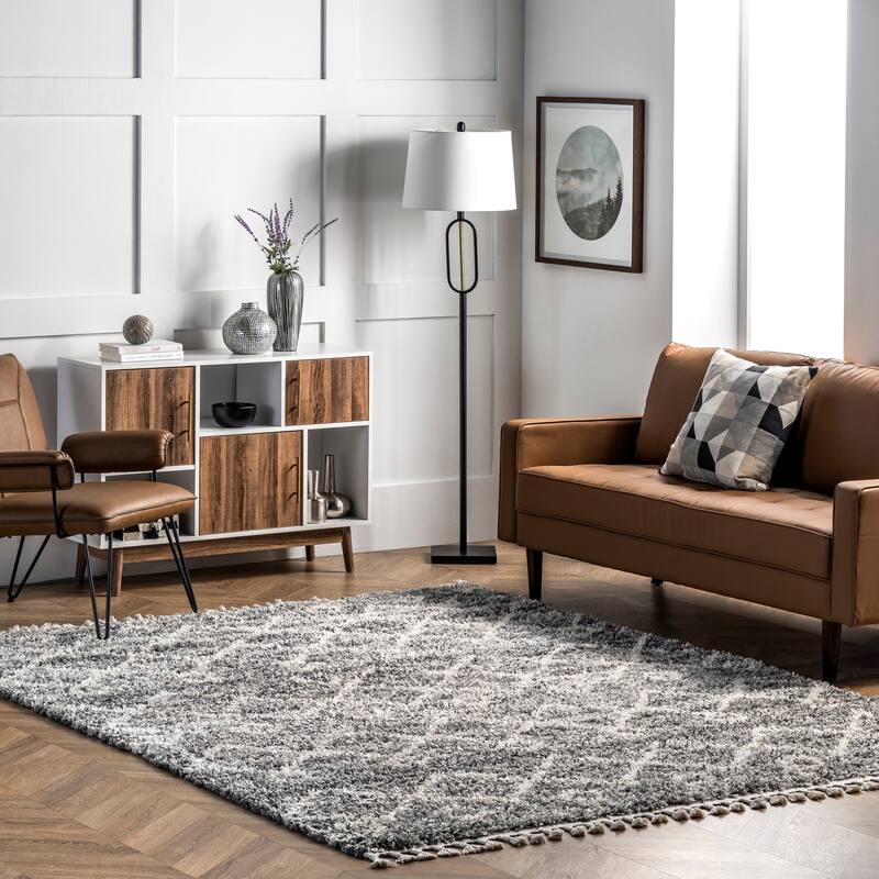 Nuloom Transitional Kristi Shag Area Rug - 4' x 6' - Grey