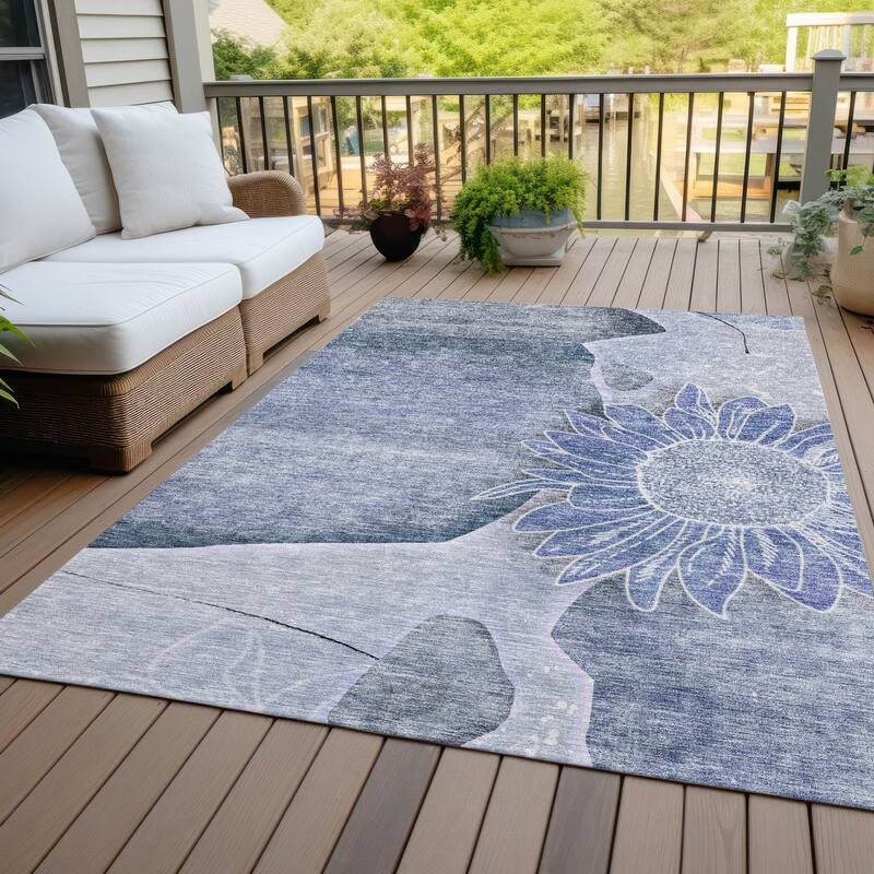 Machine Washable Indoor/ Outdoor Chantille Modern Sunflower Rug