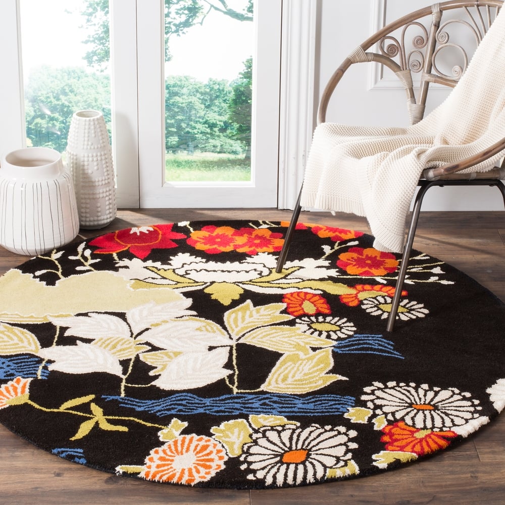 SAFAVIEH Handmade Bella Nurit Modern Floral Wool Rug