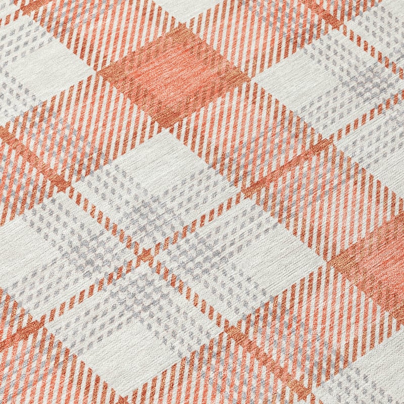 Machine Washable Indoor/ Outdoor Casual Plaid Chantille Rug
