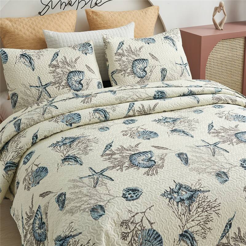 3-piece Printed Reversible Bedding Quilt Set - Sea Shell - Queen