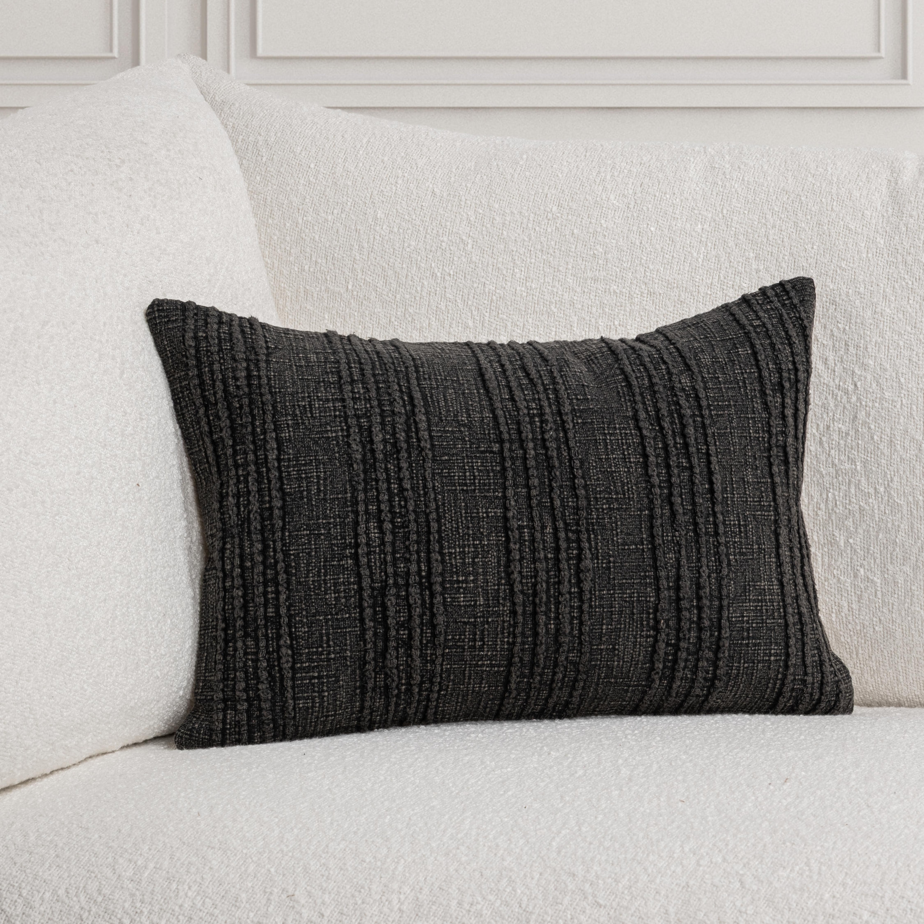 Villa by Classic Home Hannah 100% Cotton 22" Throw Pillow