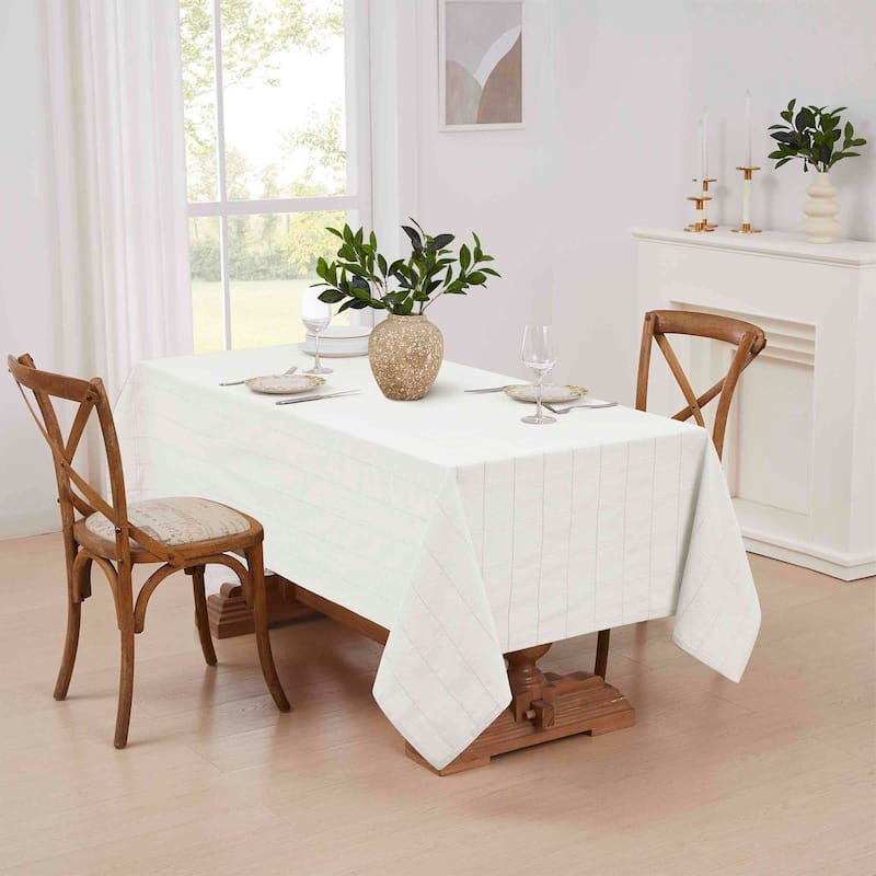 Izod Chadwick White 60" x 120" Tablecloth