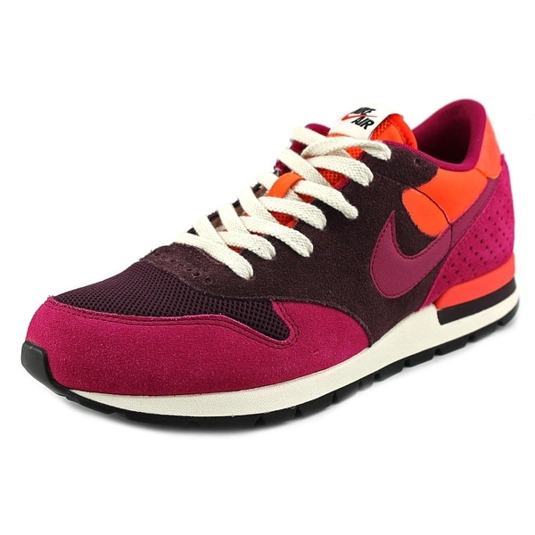 Nike Epic QS Women D Round Toe Suede Sneakers