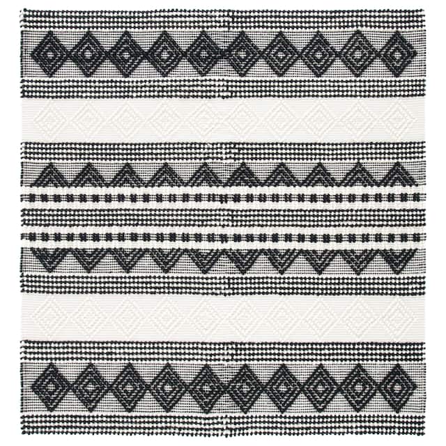 SAFAVIEH Handmade Natura Annedorte Wool Rug - 8' x 8' Square - Black/Ivory
