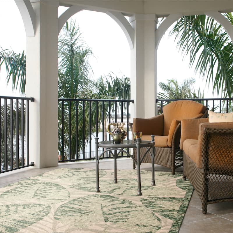 SAFAVIEH Courtyard Maelyss Indoor/ Outdoor Waterproof Patio Backyard Rug