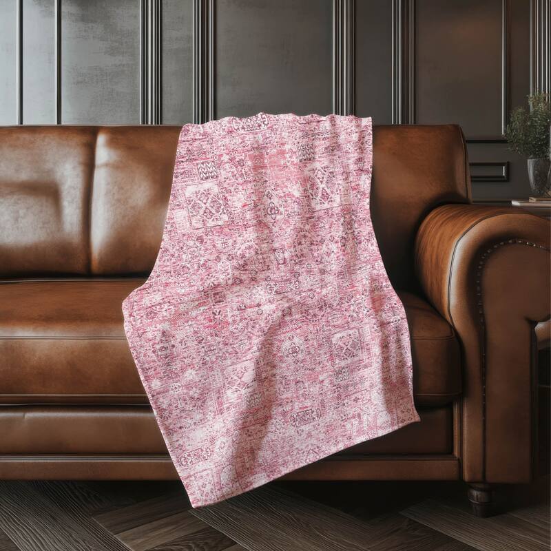 Premium Machine Washable Traditional Moroccan Sherpa Throw Blanket - Pink - 4'2" x 5'10"