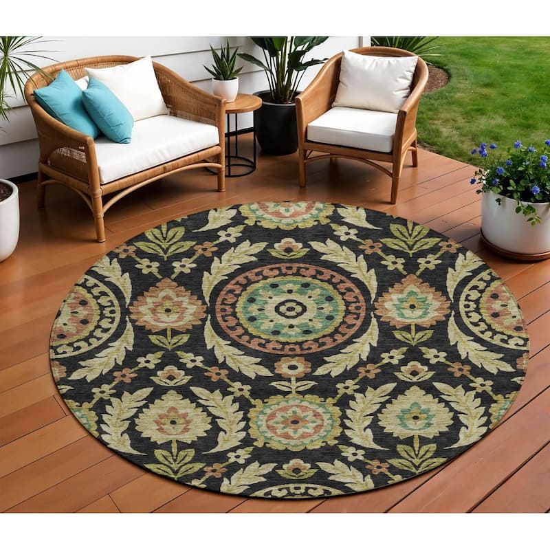 HomeRoots Floral Transitional Rectangle Outdoor Rug - 8' Round