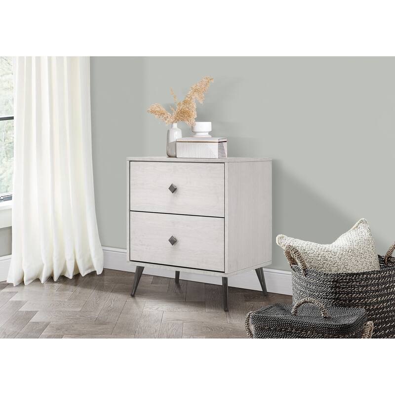 Clayfell Lattice Bedroom Set