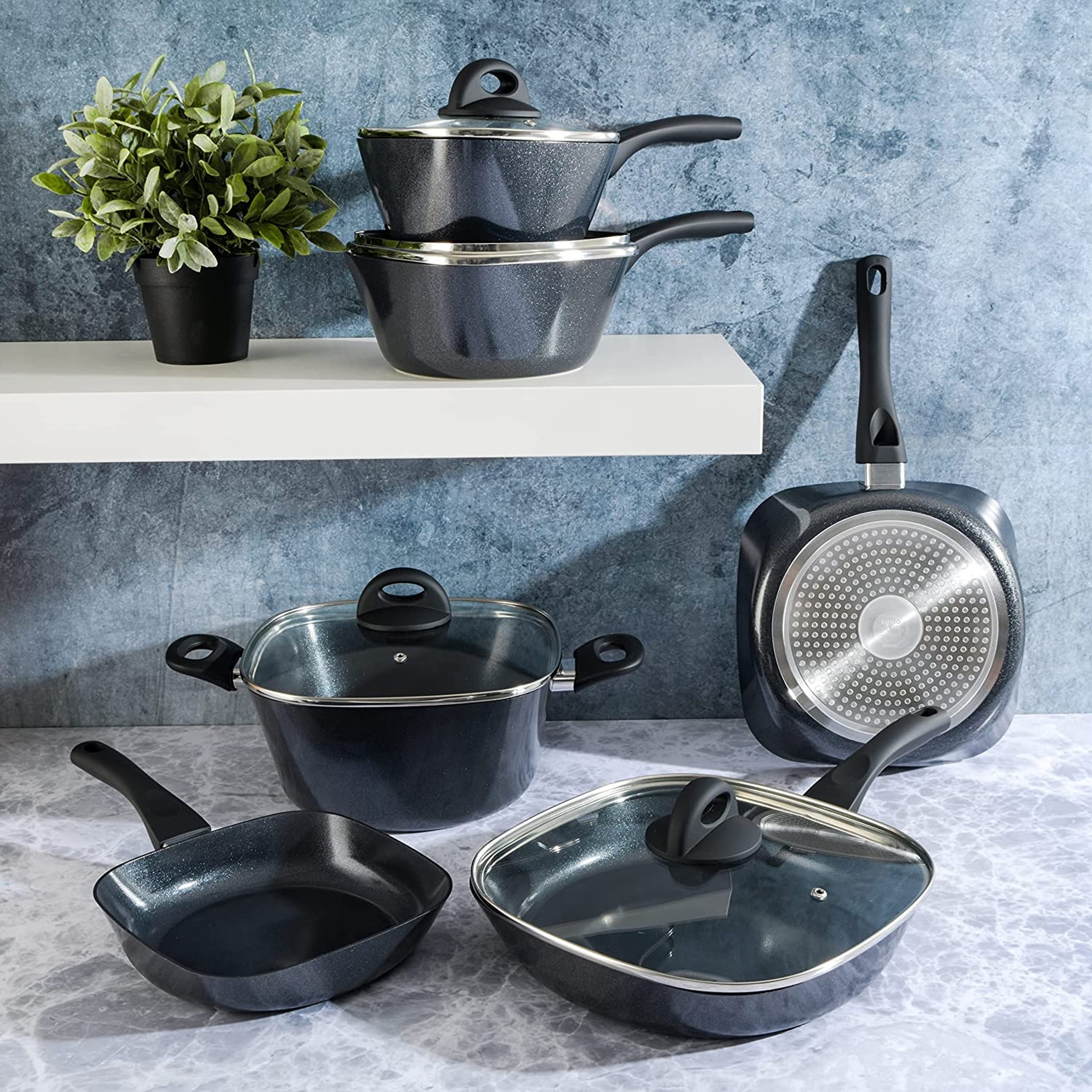 https://ak1.ostkcdn.com/images/products/is/images/direct/d6d34fc582b9b8c45c32583128bcc47ca7b34848/Soho-Lounge-Diamond-10-Piece-Ceramic-Nonstick-Aluminum-Cookware-Set-in-Black.jpg