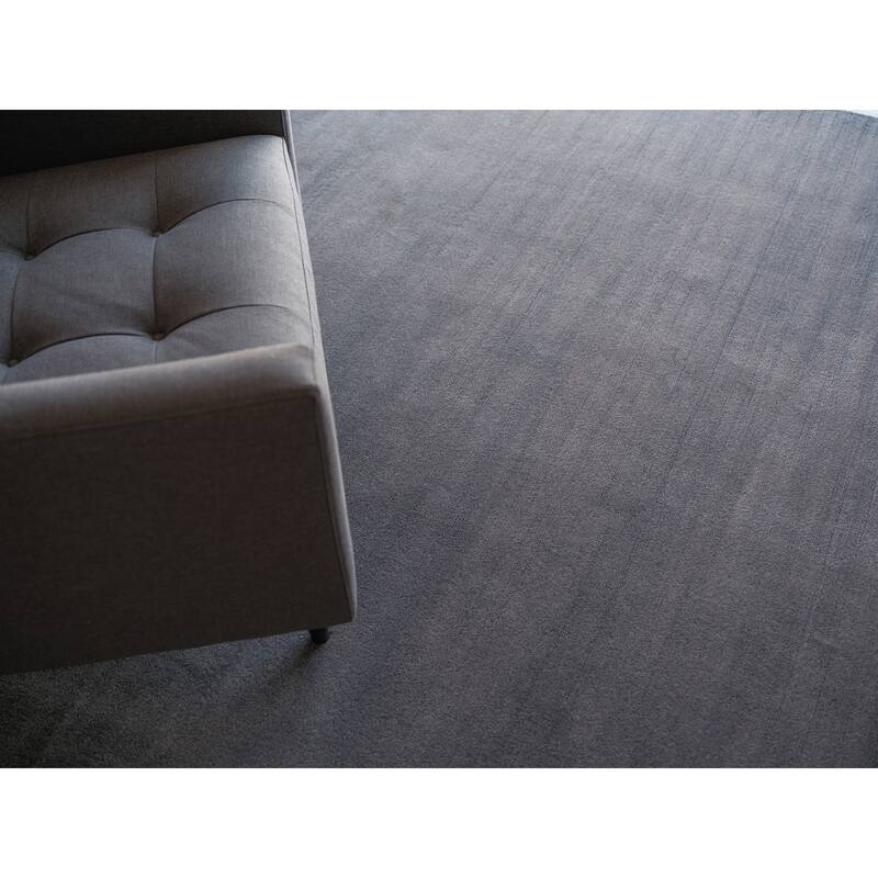 Velutto Modern Handmade Silky Nylon in Gray Area Rug