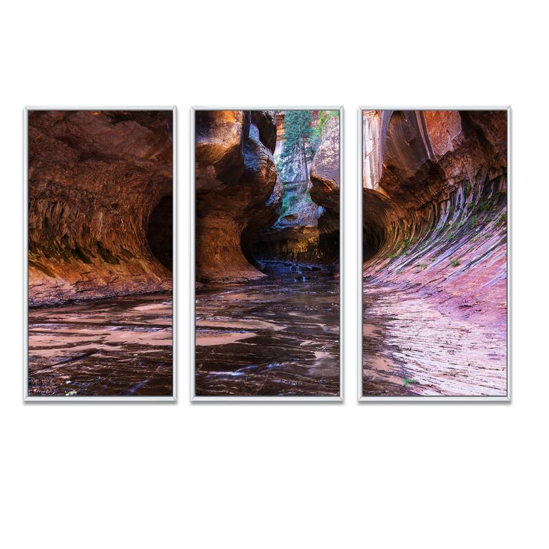 Designart "Cave in Zion National Park Utah" Landscape Framed Art Set of