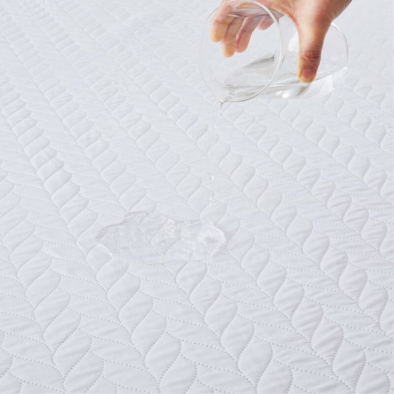 Waterproof Mattress Protector, Noiseless & Secure Fit with Deep Pocket
