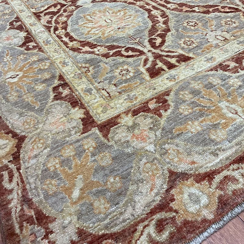 HERAT ORIENTAL Handmade Vegetable Dyed Khotan Wool Rug - 5'10" x 9'4"