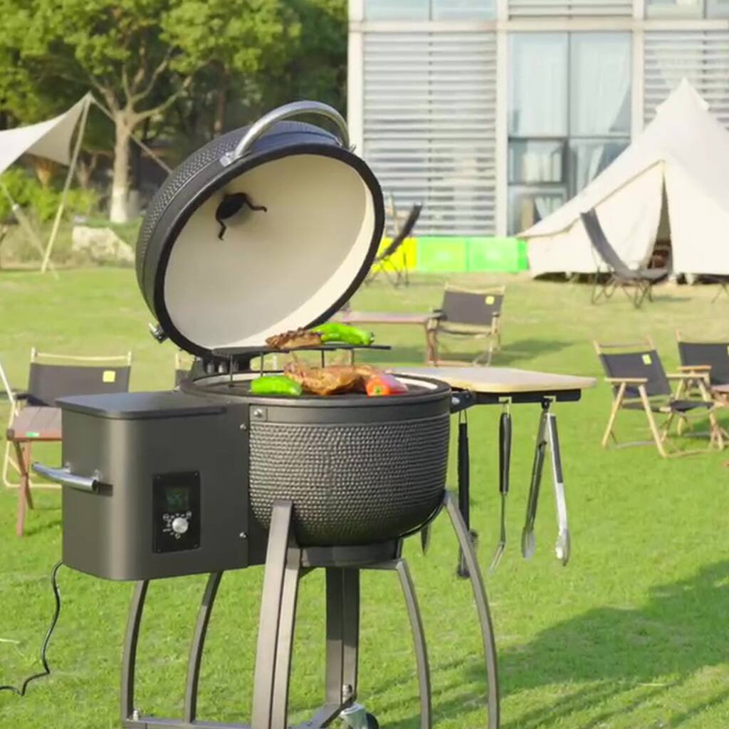Ceramic Pellet Grill with Gridiron Double Ceramic Liner