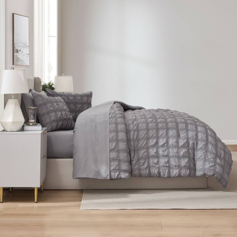 Empyrean Modern Comforter Seer Sucker