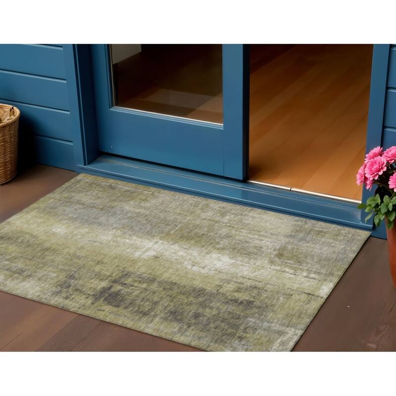 HomeRoots Abstract Transitional Rectangle Outdoor Rug - 3' x 5'