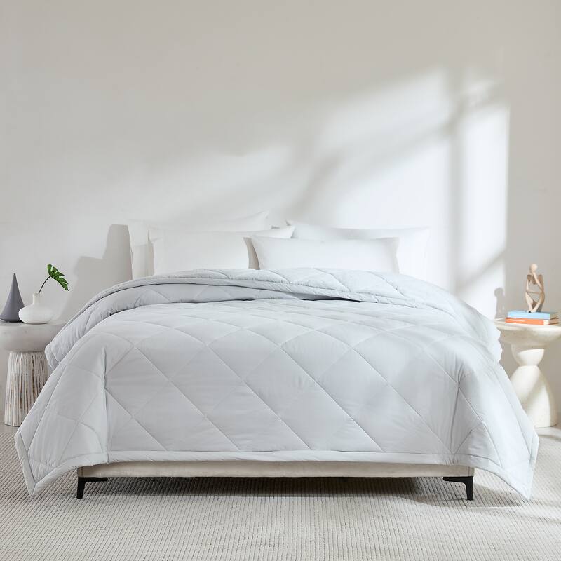 Cloud Top PrimaLoft Plush Blankets & Throws by DOWNLITE