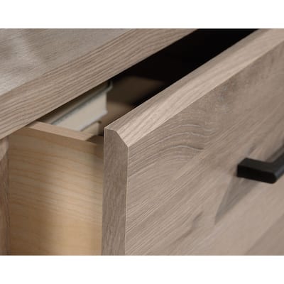 Summit Station Dresser