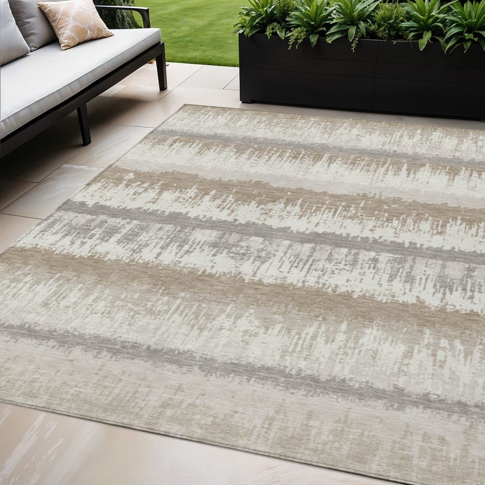 HomeRoots Striped Transitional Rectangle Outdoor Rug