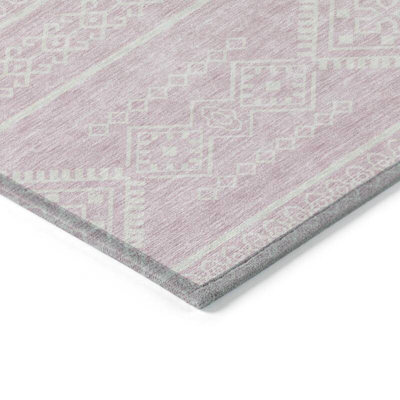 HomeRoots Southwestern Transitional Rectangle Outdoor Rug