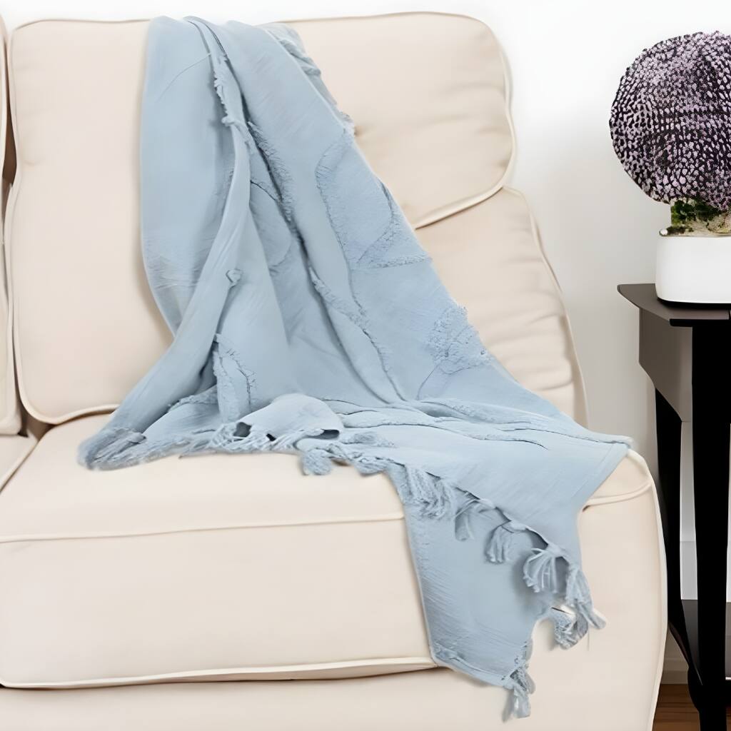 HomeRoots 50" X 60" Light Blue Cotton Woven Throw Blanket with Tassels And Fringe