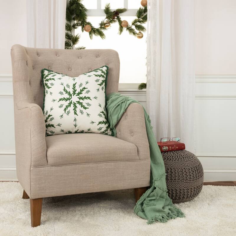 Rizzy Home Evergreen Snowflake Throw Pillow - Down - Single - Accent - Natural/Greemn