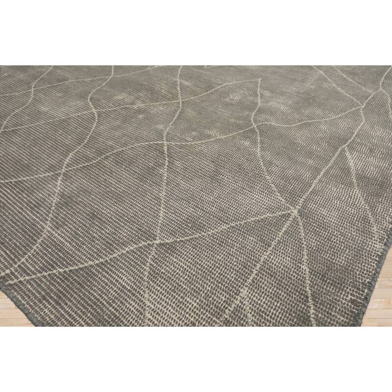 Gray Hand Woven Rustic/Primitive Moroccan 100% Wool Oriental Area Rug - 5' 3'' x 7' 7''