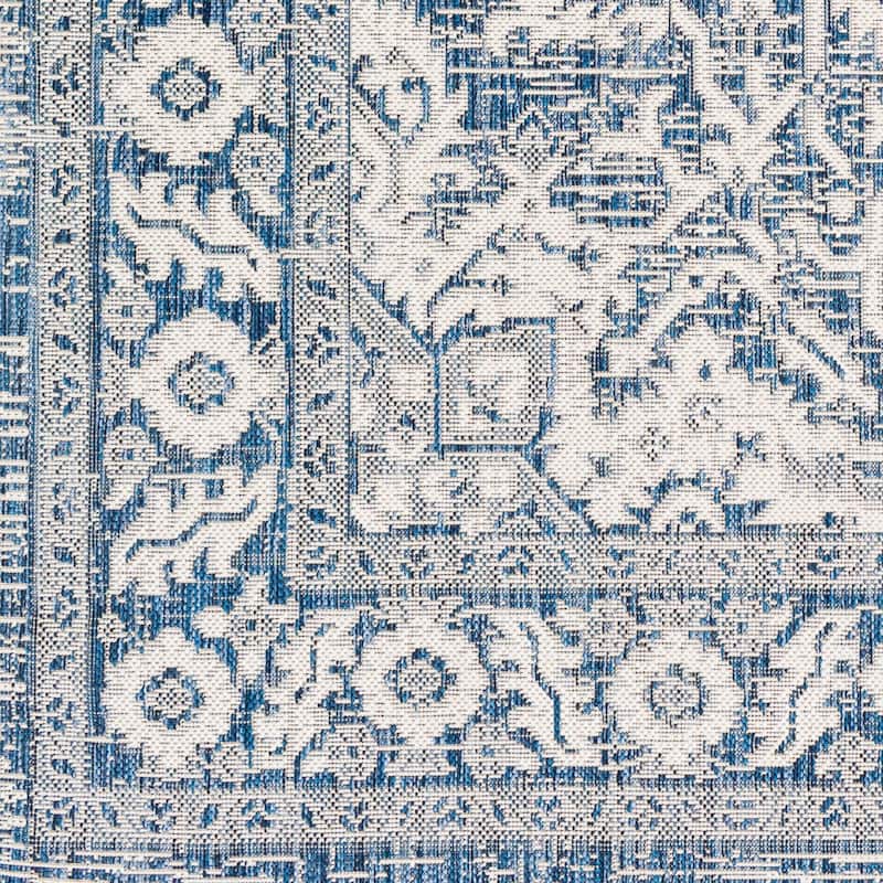 Livabliss Peregrine Indoor/ Outdoor Updated Medallion Area Rug