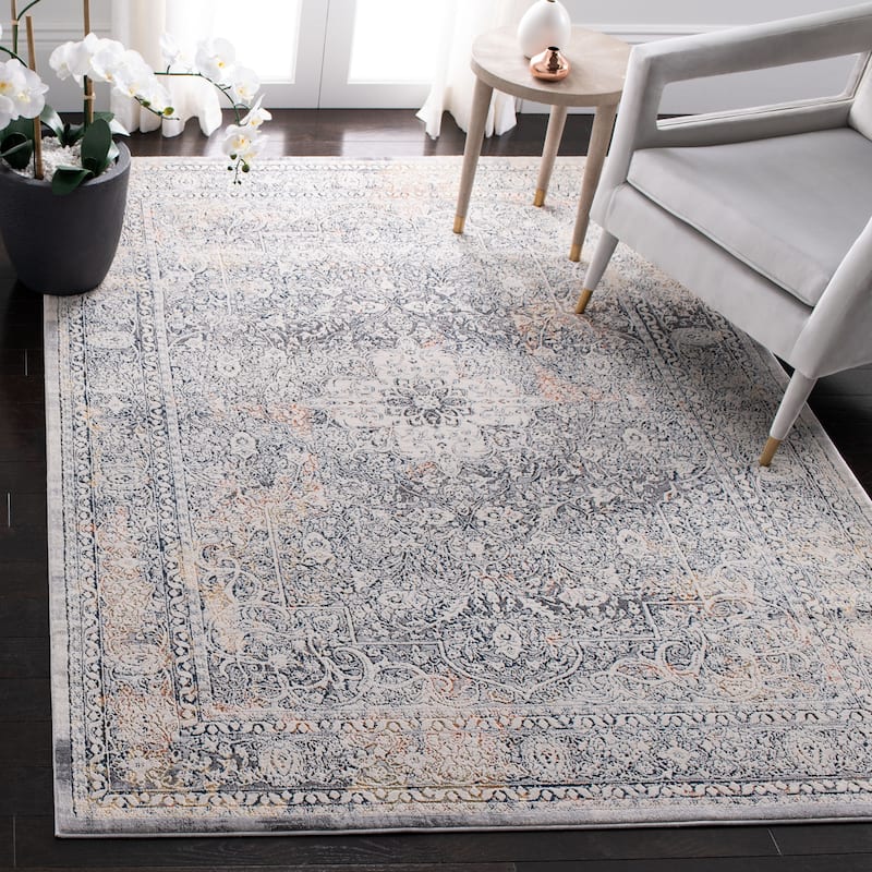 SAFAVIEH Alhambra Roska Vintage Oriental Rug - 4' x 6' - Cream/Grey