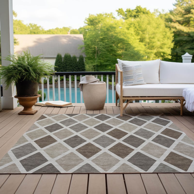 Machine Washable Indoor/ Outdoor Chantille Diamond Prism Rug