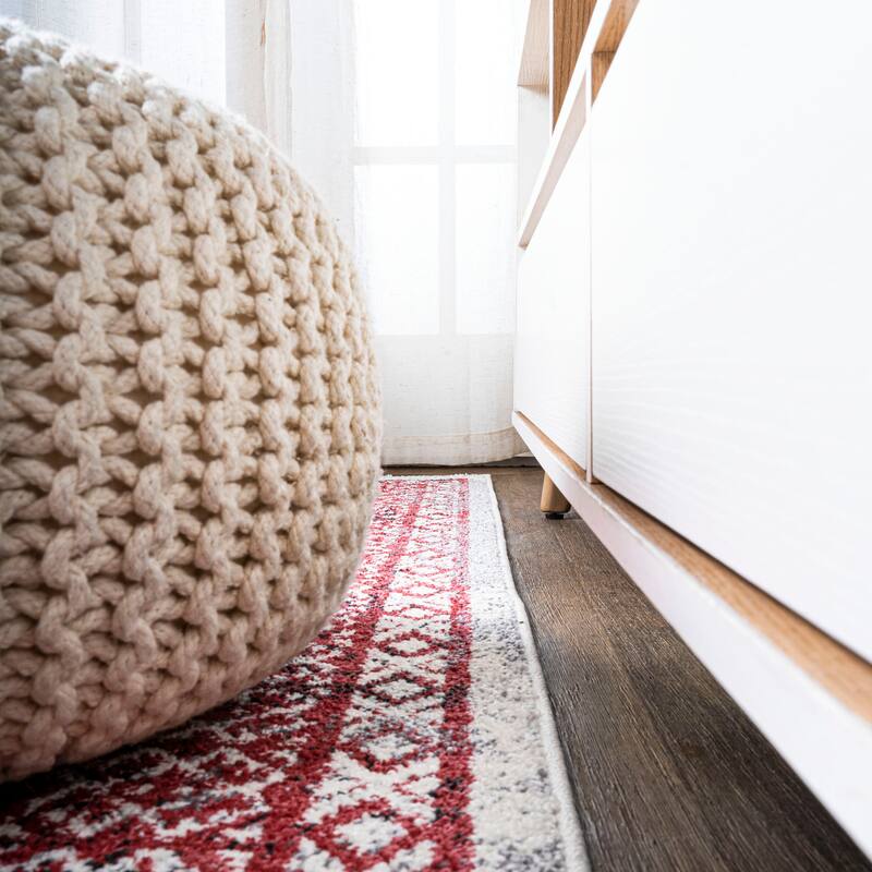 JONATHAN Y Dhiya Cottage Medallion Area Rug