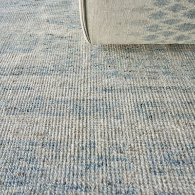 EXQUISITE RUGS Aldridge Hand-knotted Wool/Bamboo Silk Light Blue/Ivory Area Rug.