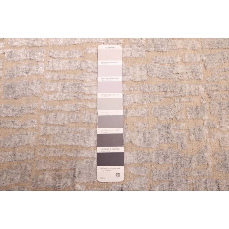 ECARPETGALLERY Hand-knotted Legacy Light Grey Silk, Wool Rug - 2'6 x 9'11