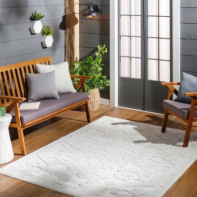 Livabliss San Diego Indoor/ Outdoor Medallion Area Rug