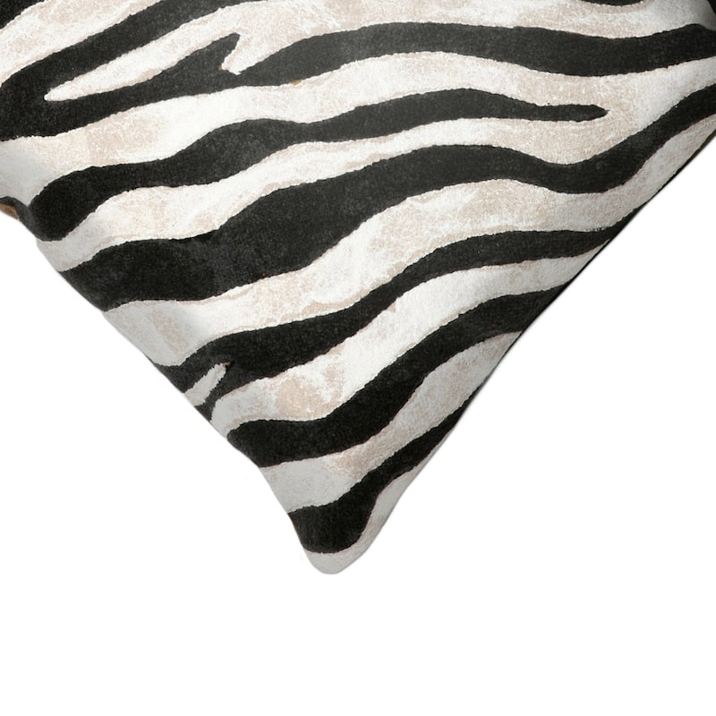 Liora Manne Visions I Zebra Indoor/Outdoor Pillow Black 12"X20"