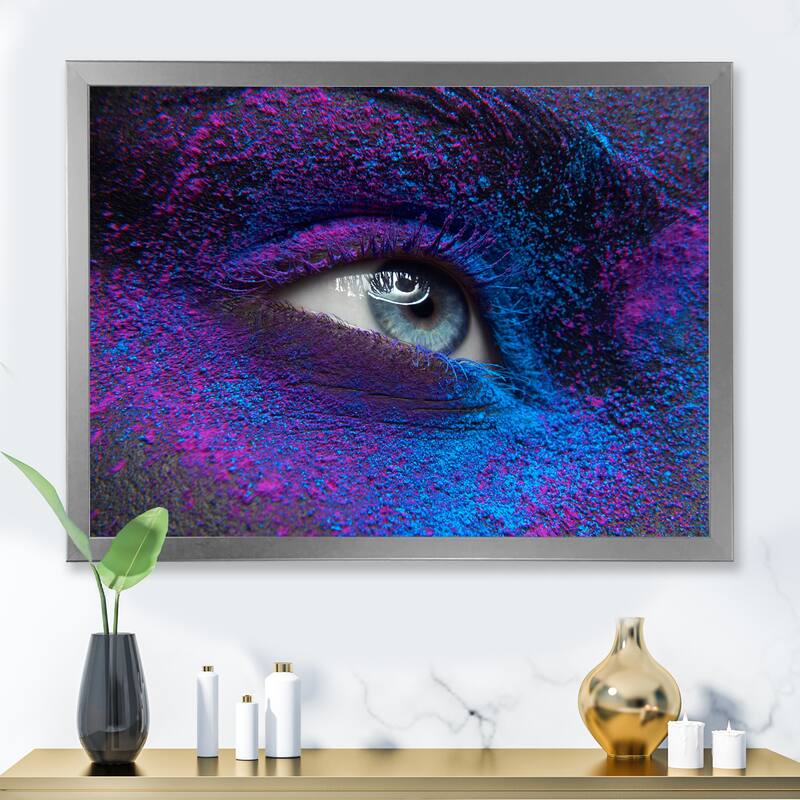 Designart "Female Eye With Dry Paint Dust Pigment on Face" Modern Framed Art Print - 32 In. Wide x 24 In. High - Silver