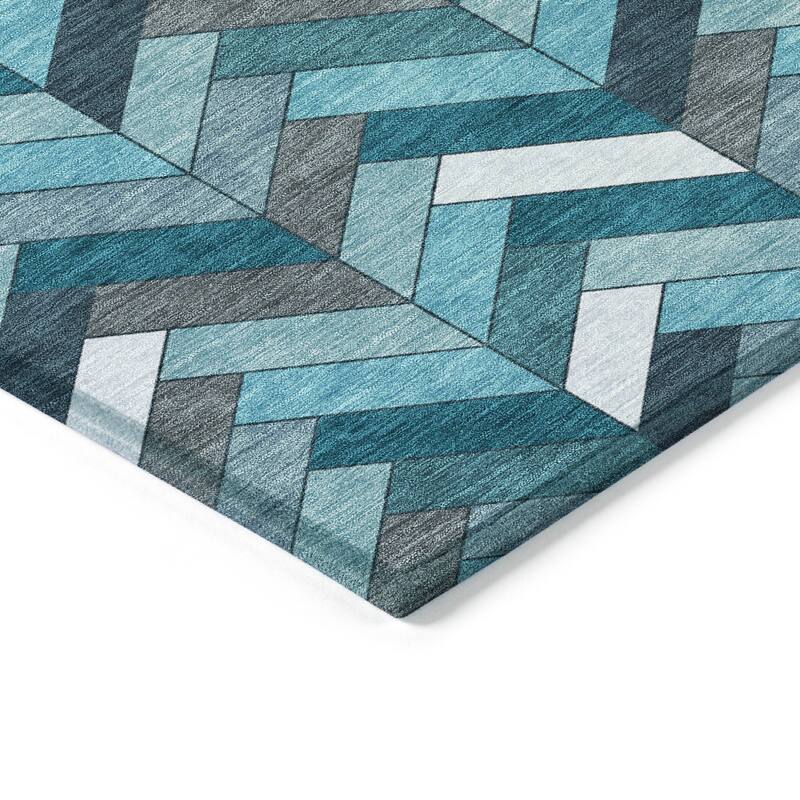 Machine Washable Indoor/ Outdoor Modern Chevron Chantille Rug