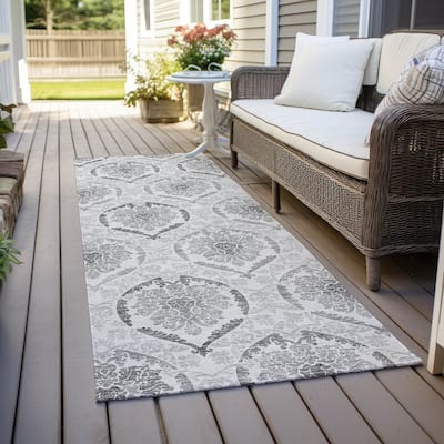 Machine Washable Indoor/ Outdoor Chantille Traditional Damask Rug
