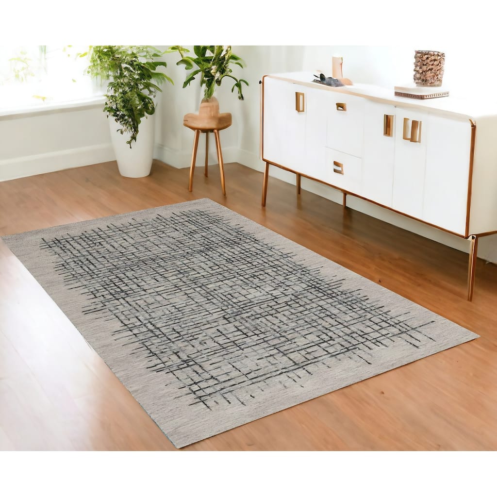 Wixo Hand Tufted Traditional Stain Resistant Durable Area Rug By HomeRoots - 66' X '42' X '0.5