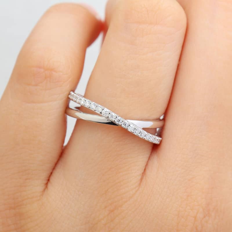 Miadora 1/4ct DEW Created Moissanite Criss-Cross Ring in Sterling Silver