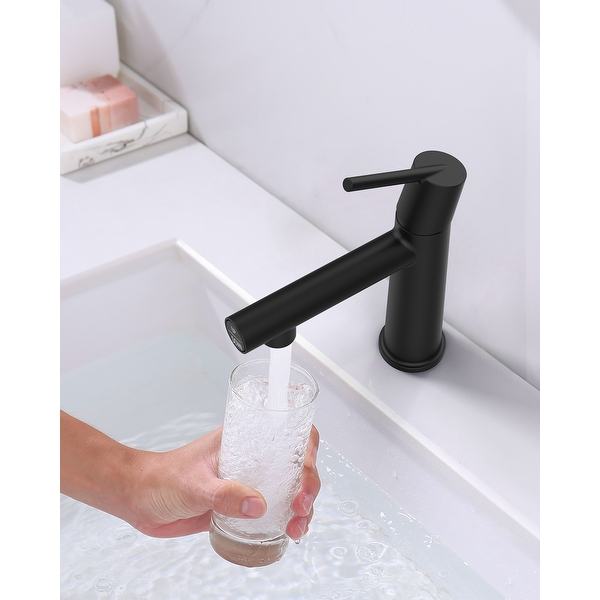 Single Handle Bathroom Faucet with Deck For 1 or 3 Holes