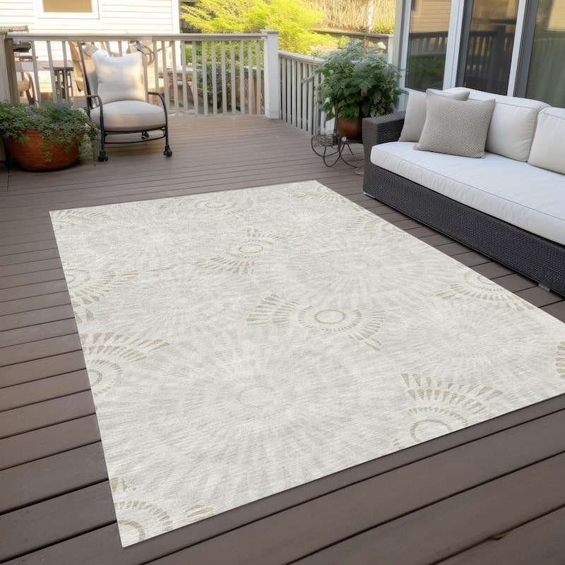 Machine Washable Indoor/ Outdoor Chantille Modern Burst Rug