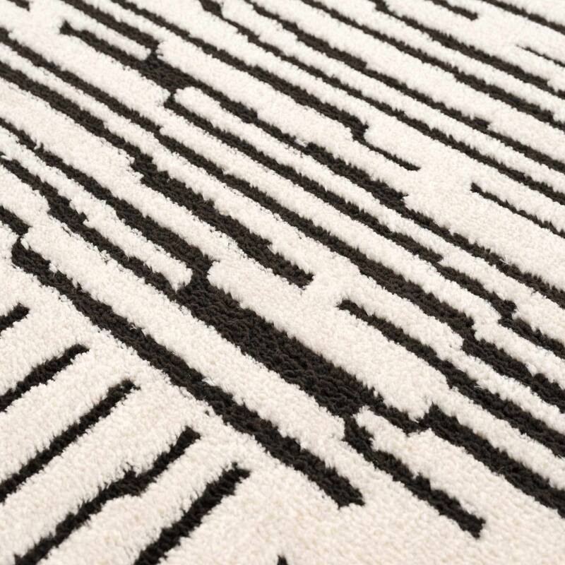 Hauteloom Mahsa Hallway, Kitchen Runner Rug - Cream, Black - 2'8" x 7'3"