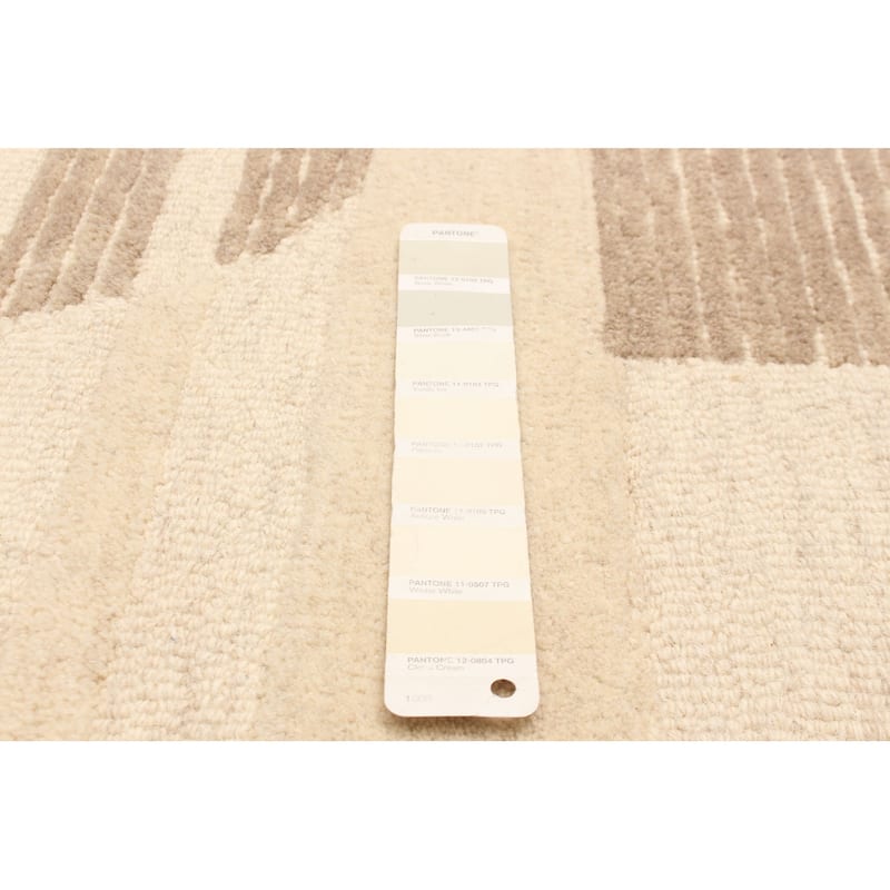 ECARPETGALLERY Hand Tufted Timeless Cream Wool Rug - 5'1 x 7'7