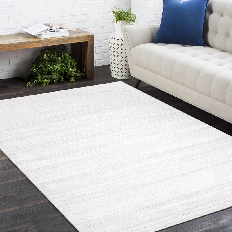 Overton Handmade Modern Contemporary Solid Area Rug - 5' 0" x 8' 0"