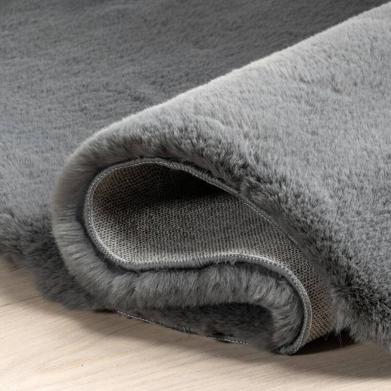 Nuloom Eline SuperiorWash Faux Sheepskin Machine Washable Area Rug