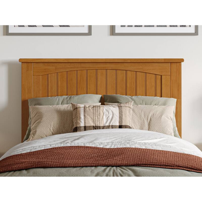Nantucket Bed with Footboard and Twin Extra Long Trundle