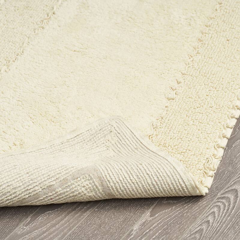 Laura Ashley Ruffle Border Pure Cotton Bath Rugs